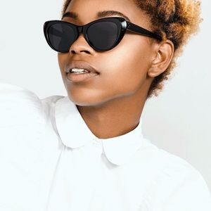 NWOT never worn KREWE Irma | Black sunglasses $215 MSRP sold out